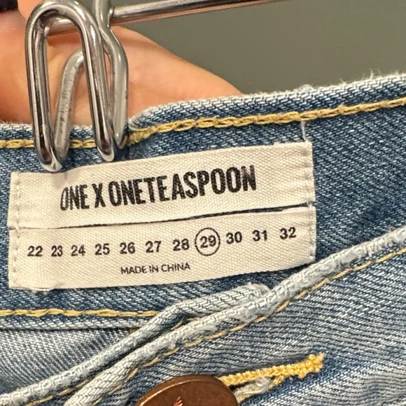 One Teaspoon Denim Blue Women's Distressed Shorts - Picture 4 of 4